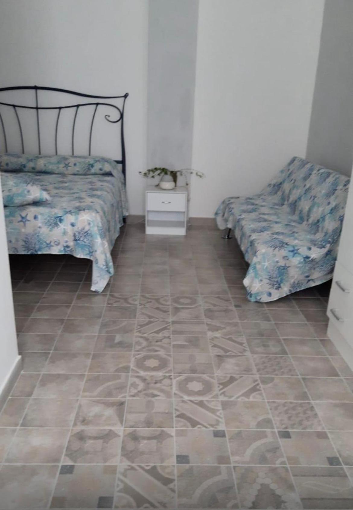 Il Delfino Apartment Nettuno Luaran gambar